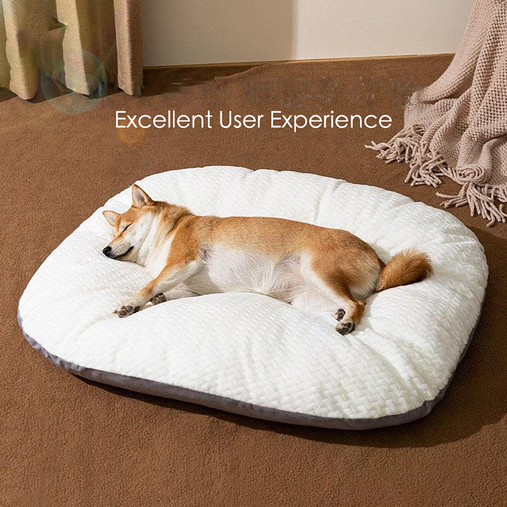 Cama para tu mascota echa de felpa artificial.
