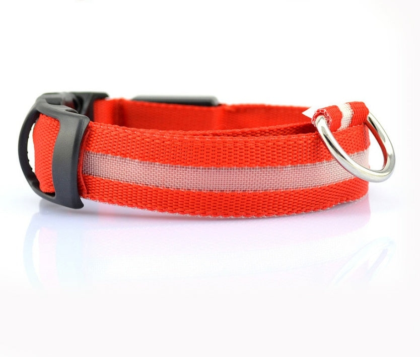 Collar luminoso LED de nailon para perros y mascotas