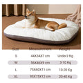 Cama para tu mascota echa de felpa artificial.